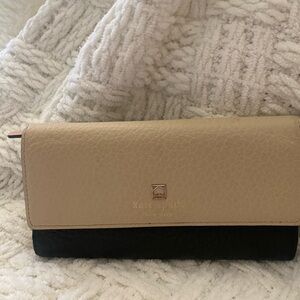 Kate Spade Southport Avenue Sandra Beige and Black Women's Wallet